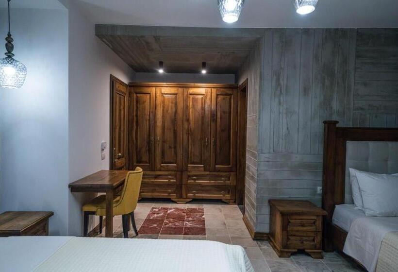 בית מלון כפרי Korça Boutique