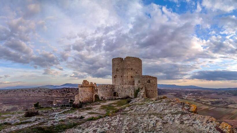 Отель Monasterio De Tejeda