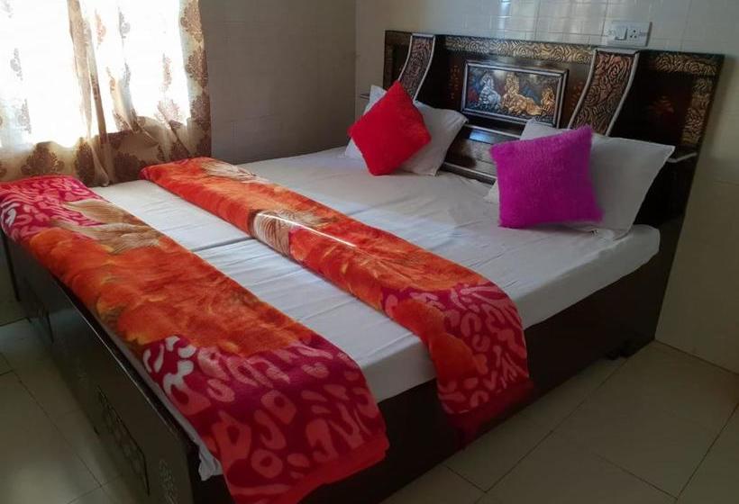 酒店 Raj Golden & Restaurant