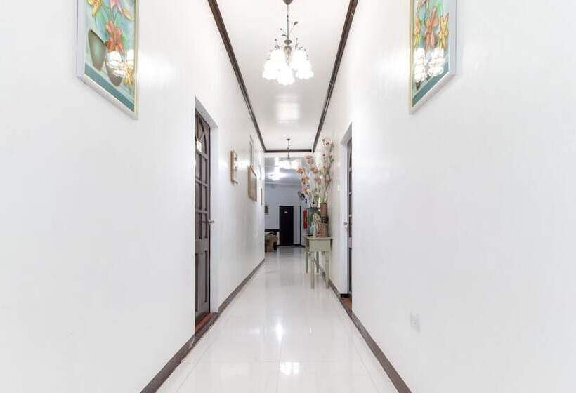 Hotel Reddoorz Near Robinsons North Tacloban