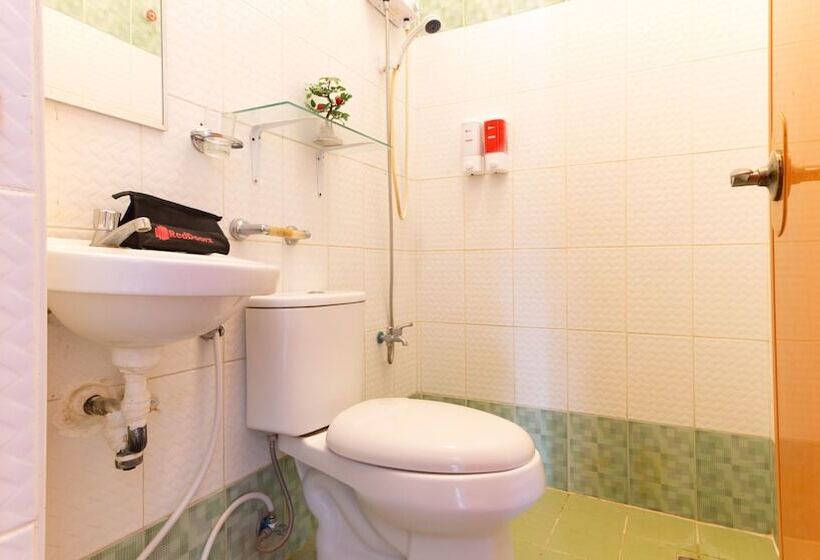 Hotel Reddoorz Near Robinsons North Tacloban