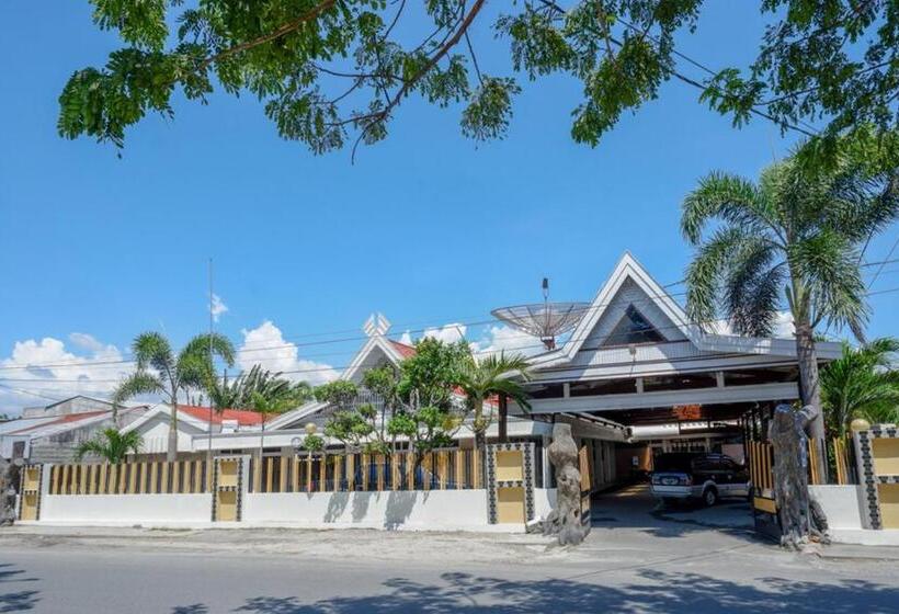 فندق Reddoorz Plus Syariah At Alam Raya