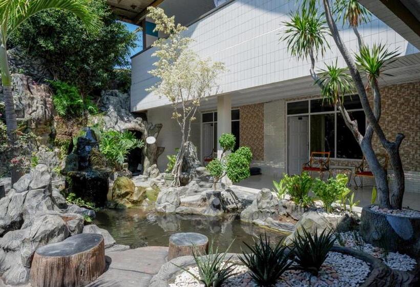 فندق Reddoorz Plus Syariah At Alam Raya