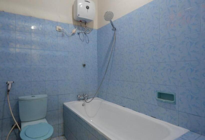 فندق Reddoorz Plus Syariah At Alam Raya