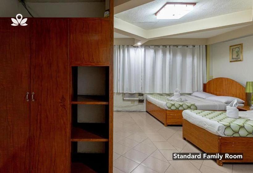 Отель Zen Rooms Basic Mercenary Inn