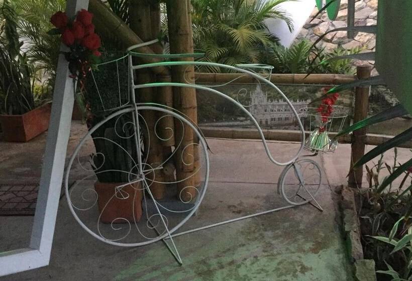 בית מלון כפרי Torettos