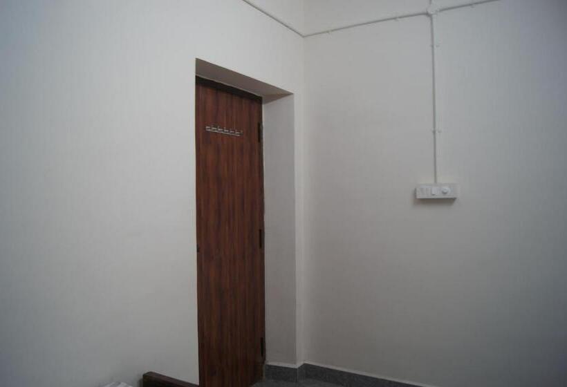 Pension (Hôtel basse catégorie) Cornerbunker