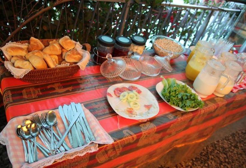 بنسيون Marlon's House Nasca