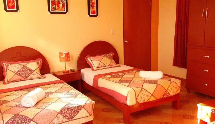 بنسيون Marlon's House Nasca