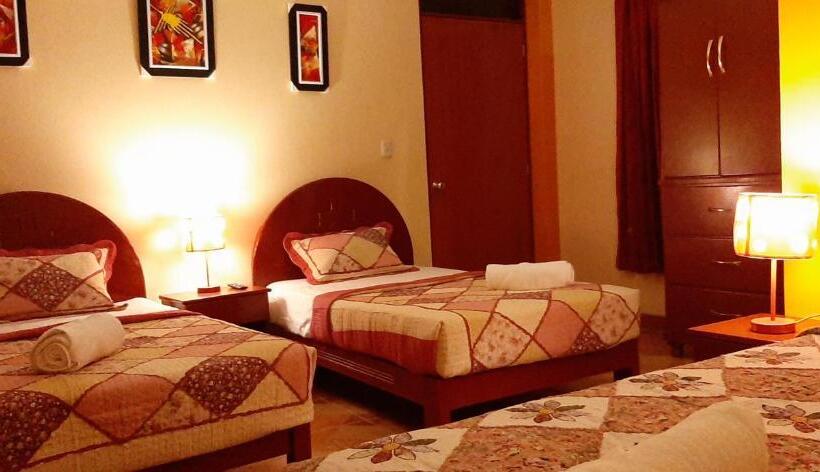 بنسيون Marlon's House Nasca