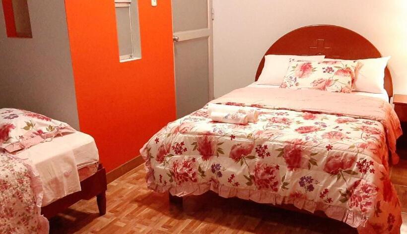 بنسيون Marlon's House Nasca