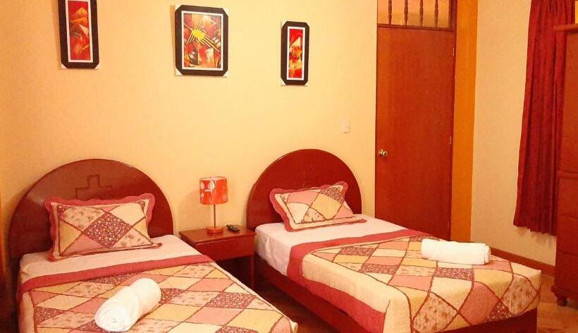 بنسيون Marlon's House Nasca