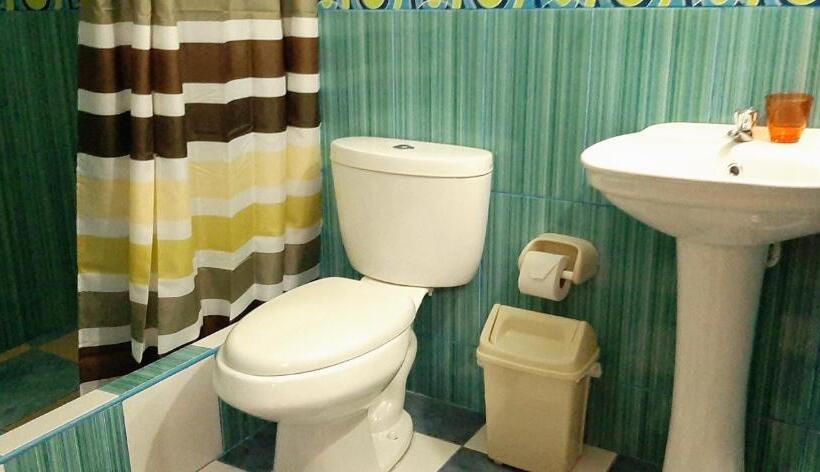 بنسيون Marlon's House Nasca