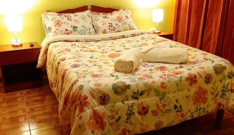 بنسيون Marlon's House Nasca