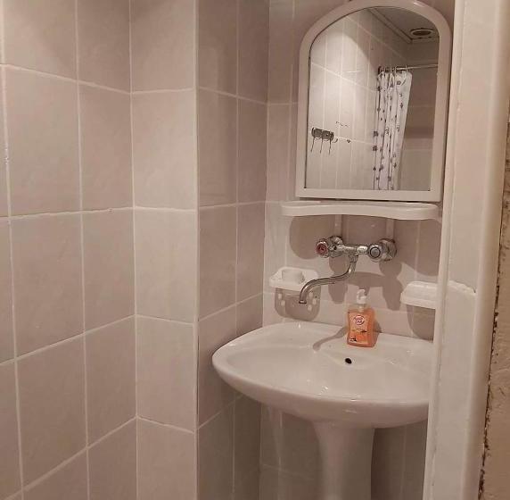 بنسيون Tigran Guest House