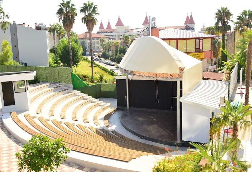 هتل The Marilis Hill Resort