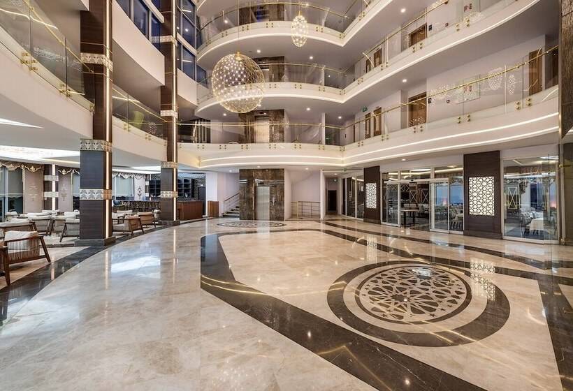 هتل The Marilis Hill Resort