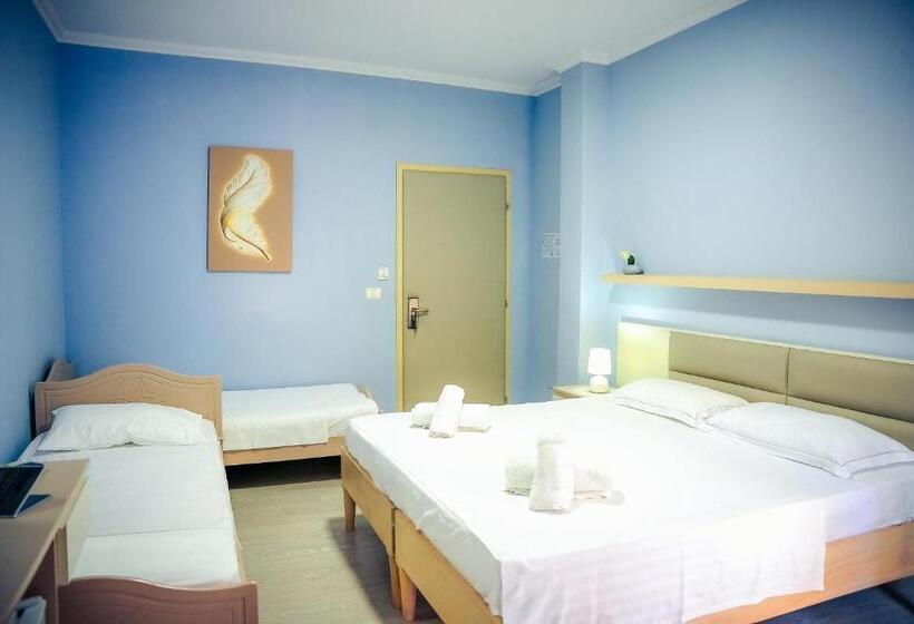 בית מלון כפרי Andi