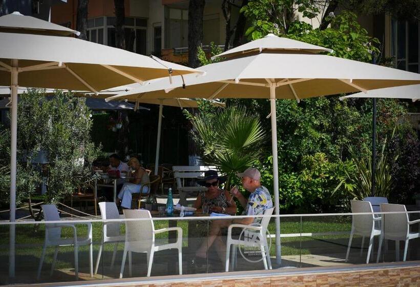 בית מלון כפרי Andi