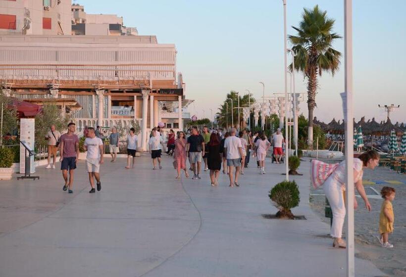 בית מלון כפרי Andi