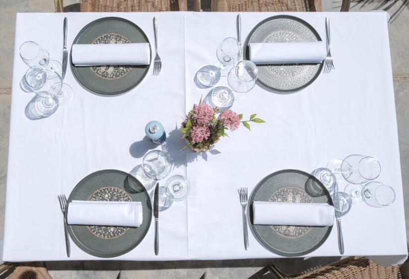 בית מלון כפרי Andi