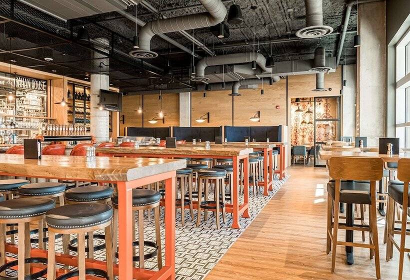 酒店 Canvas Moncton, Tapestry Collection By Hilton