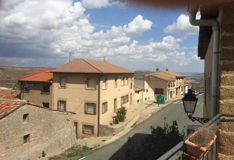 هتل Fonda Molinero