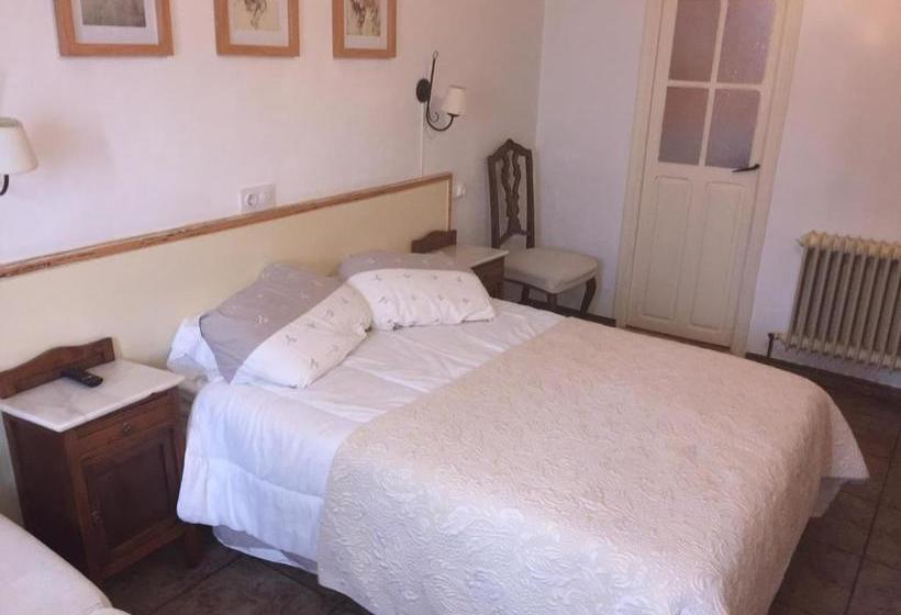 هتل Fonda Molinero