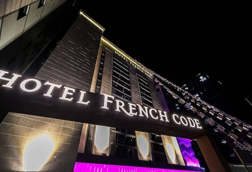 هتل French Code