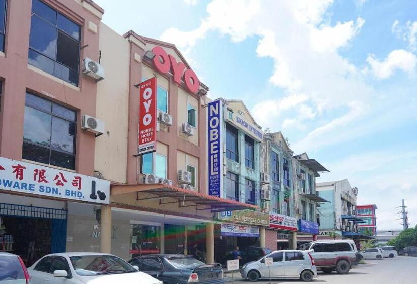 فندق Oyo 89373 Nobel Homestay