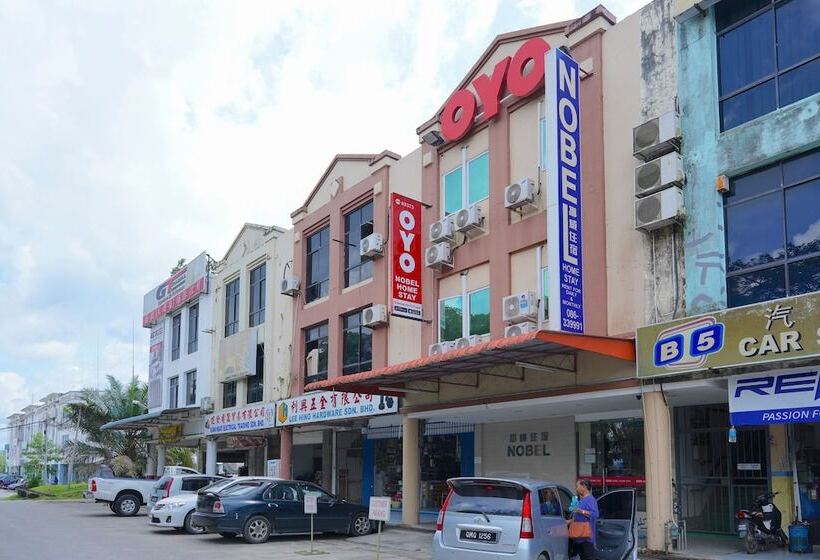 فندق Oyo 89373 Nobel Homestay