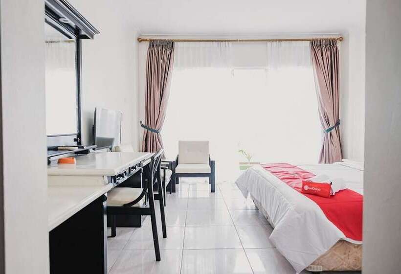 호텔 Reddoorz Plus Near Pelabuhan Merak