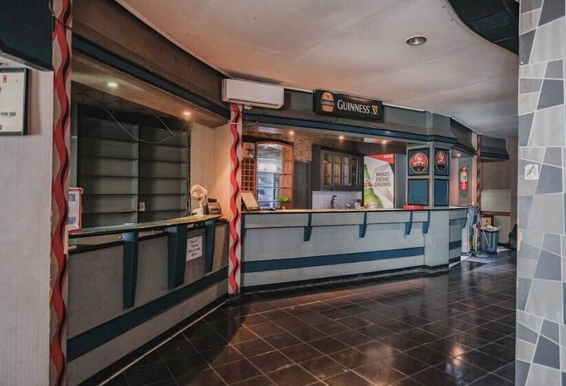 هتل Reddoorz Plus Near Pelabuhan Merak