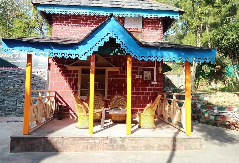 هتل Royal Green Buds