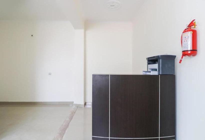 호텔 Spot On 49224 Baddi Guest House