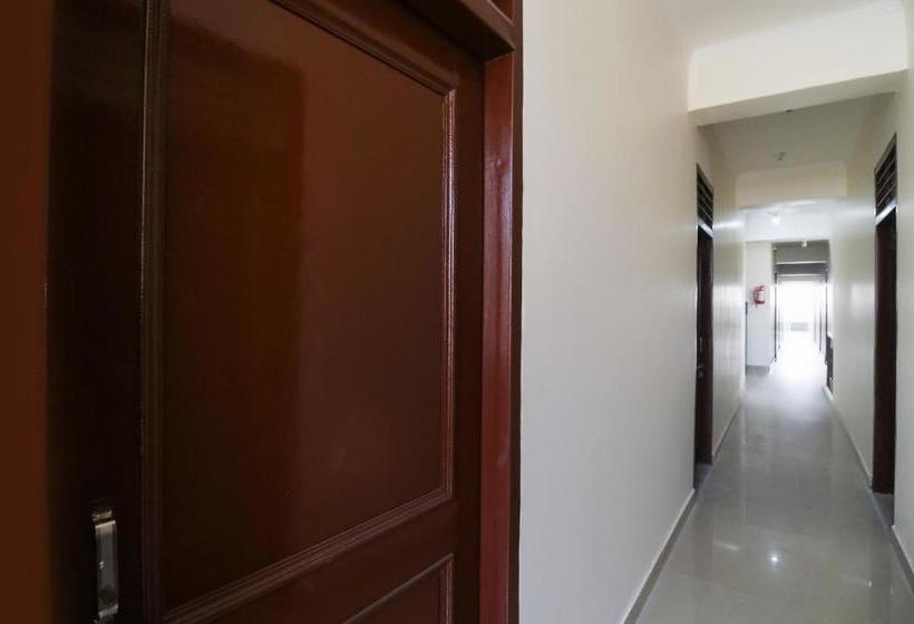 호텔 Spot On 49224 Baddi Guest House