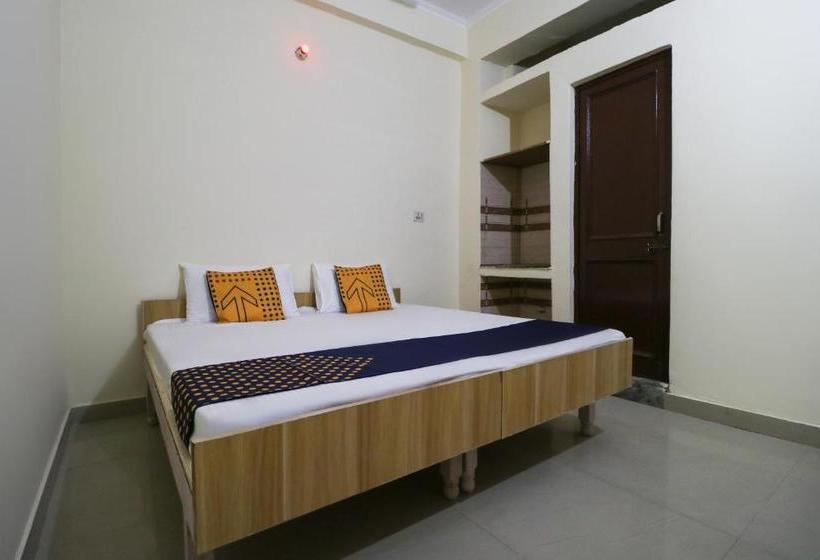 호텔 Spot On 49224 Baddi Guest House