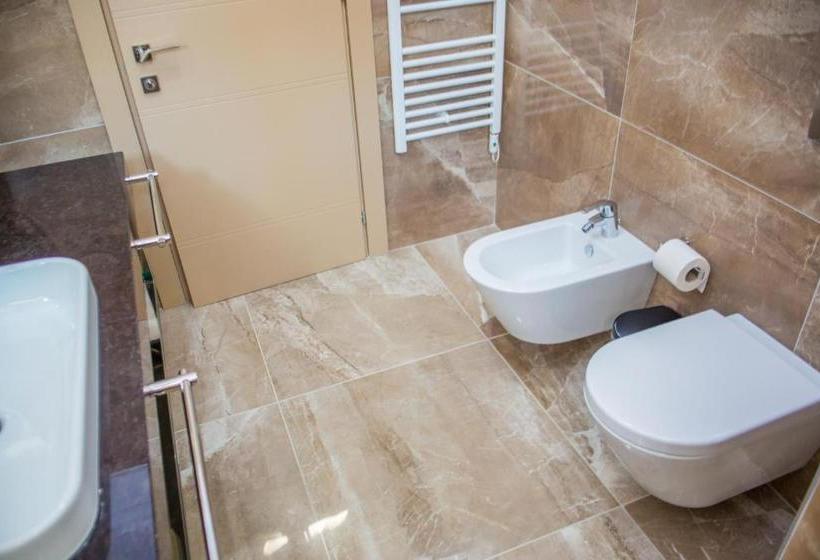 בית מלון כפרי Vila Koral