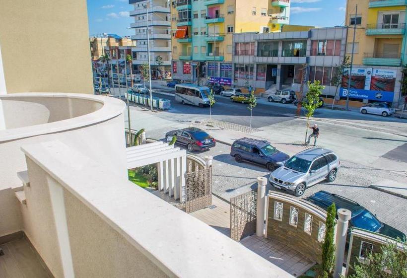 בית מלון כפרי Vila Koral