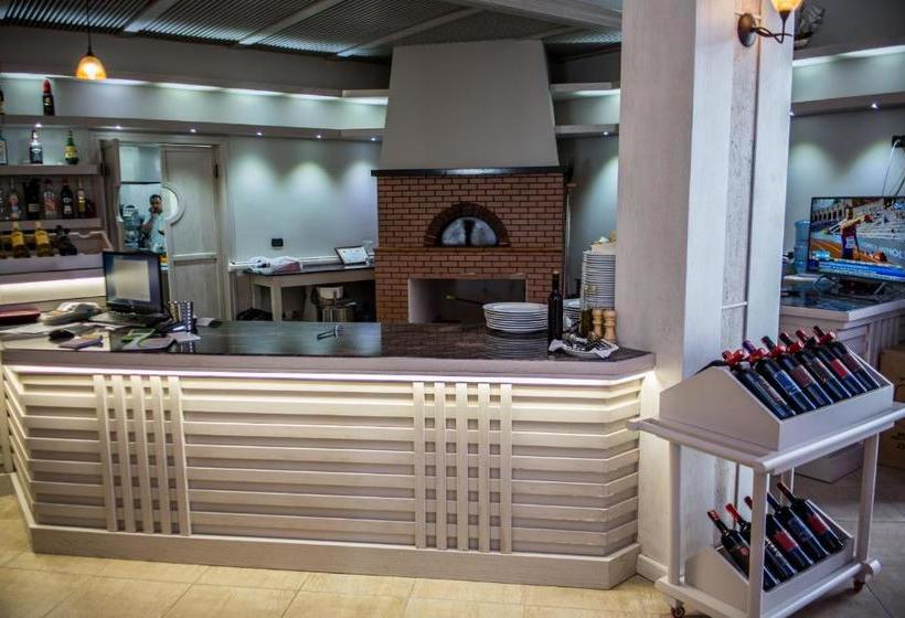 בית מלון כפרי Vila Koral