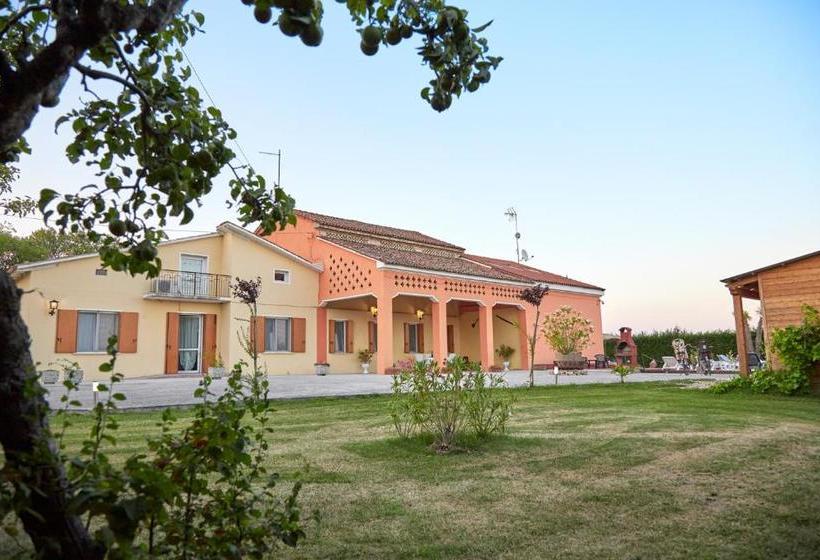 בית מלון כפרי Agriturismo Da Rosy