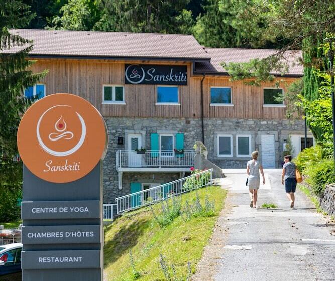 פנסיון Sanskriti