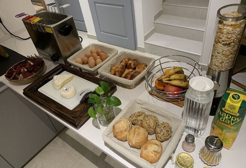 פנסיון Sanskriti