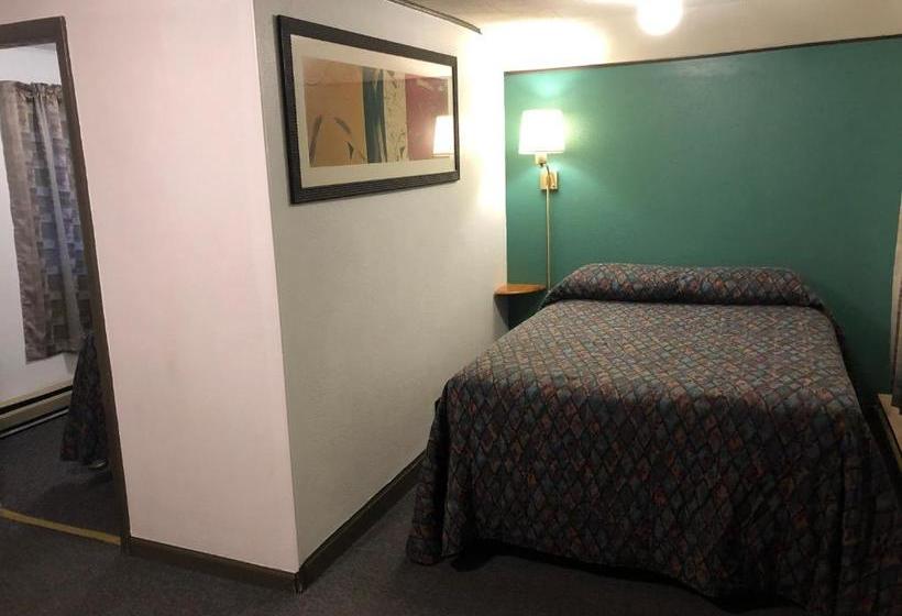 فندق صغير Hilltop Lodge And Cabins