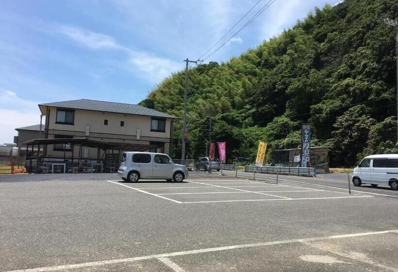 فندق صغير Minshuku Atsuhama