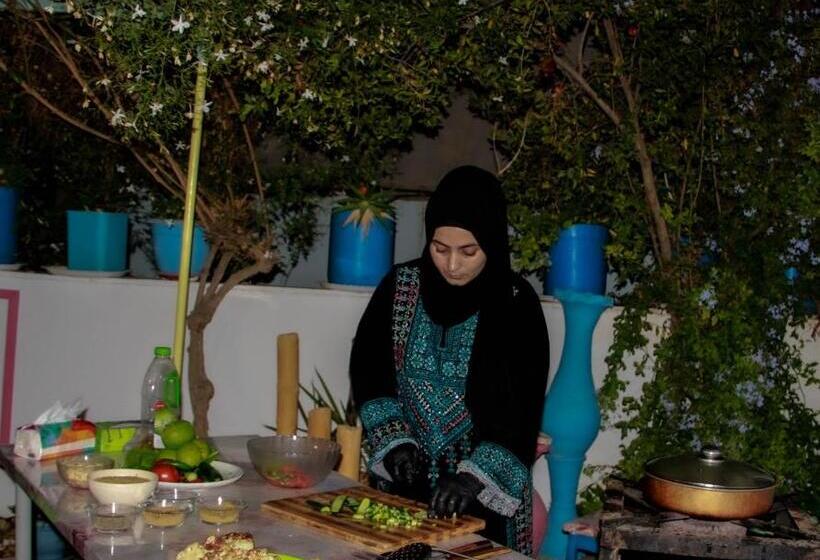 هاستل The Blue House Gerasa