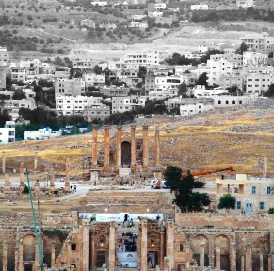 هاستل The Blue House Gerasa