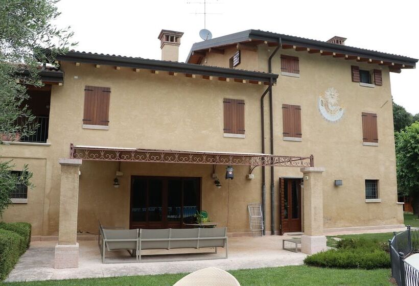 Bed and Breakfast Casale La Meridiana