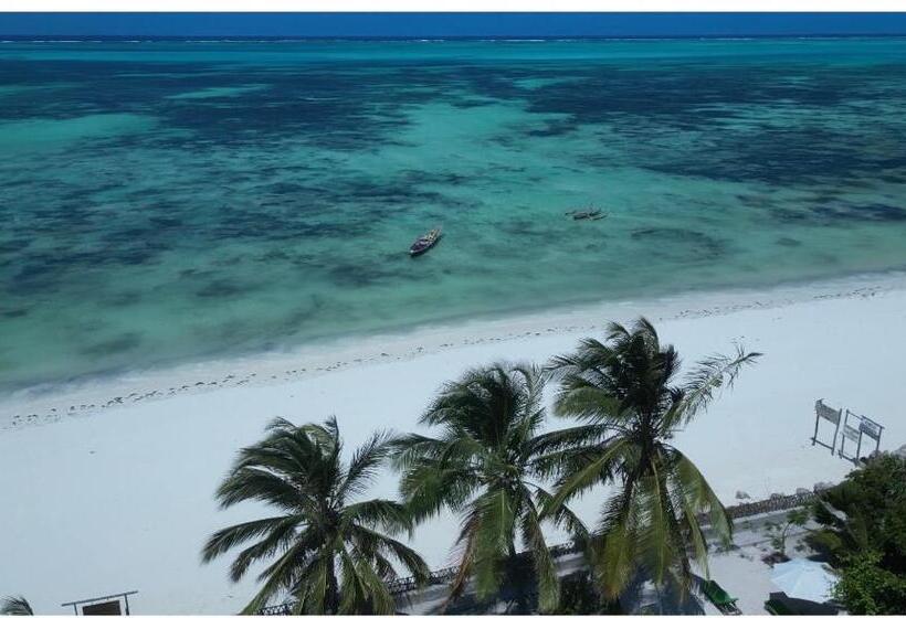 Gadea Boutique Hotel& Gadea Garden Italian Restaurant