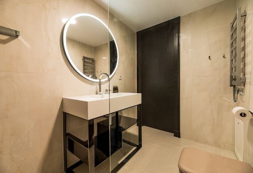 Amsterdam Plaza Hotel & Spa